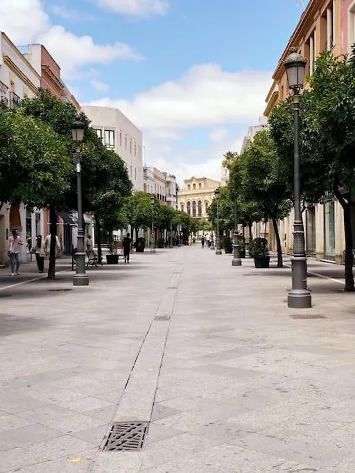 Calle Larga 44 Jerez de la Frontera 0*,